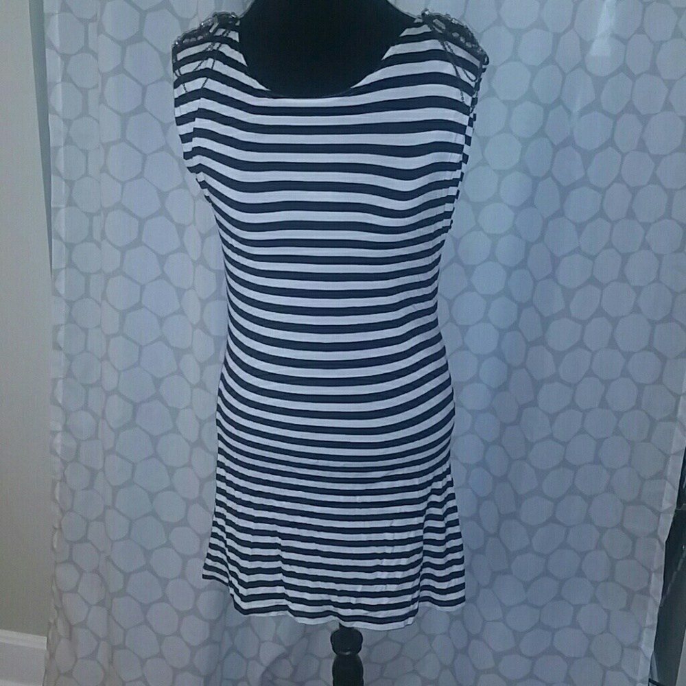 Urban black and white embellished tunic